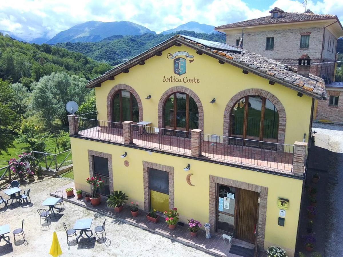 Agriturismo Antica Corte Montatteglia Exterior foto